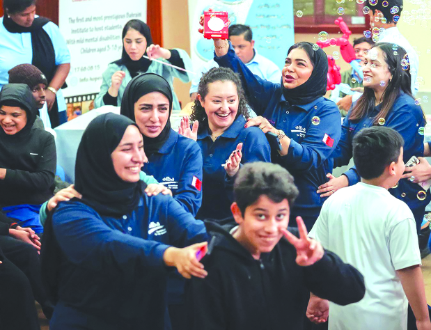Alba employees spread joy and positivity among children